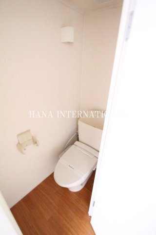 レオパレスイレブンのトイレ