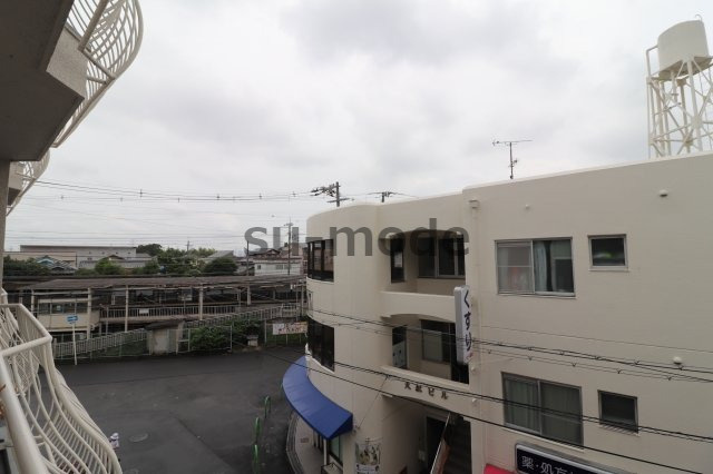 総持寺駅前グリーンハイツ1号館の展望