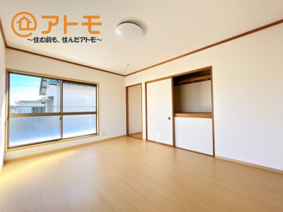 【寝室】 | 沼津市日の出町　中古建て　全1棟 | 毎日すごす部屋の広さや陽当りも気になるポイントですね！現地で体感してみてください♪