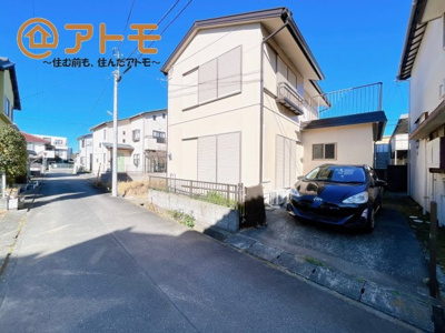 【駐車場】 | 沼津市日の出町　中古建て　全1棟 | 前面道路は車通りが少なく安心♪