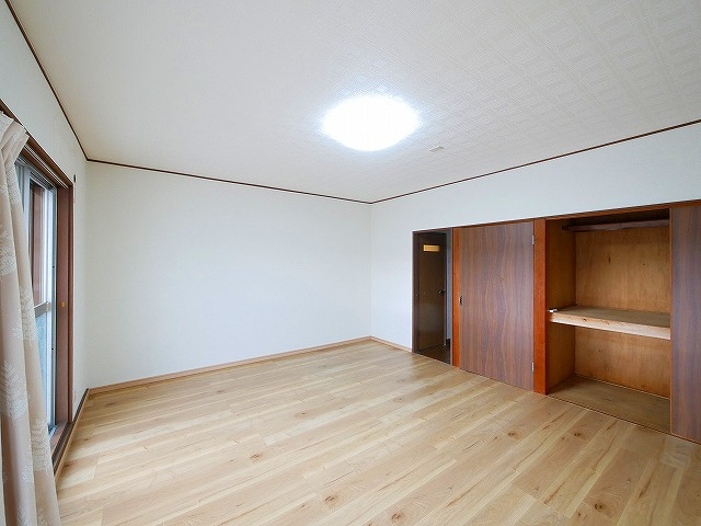 南袋町戸建の収納|大きい収納スペースです