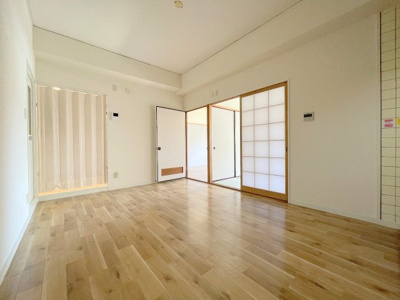 【居間・リビング】 | ロイヤルビュー