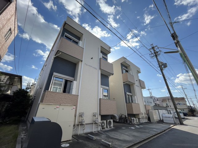 フルーツデール本陣