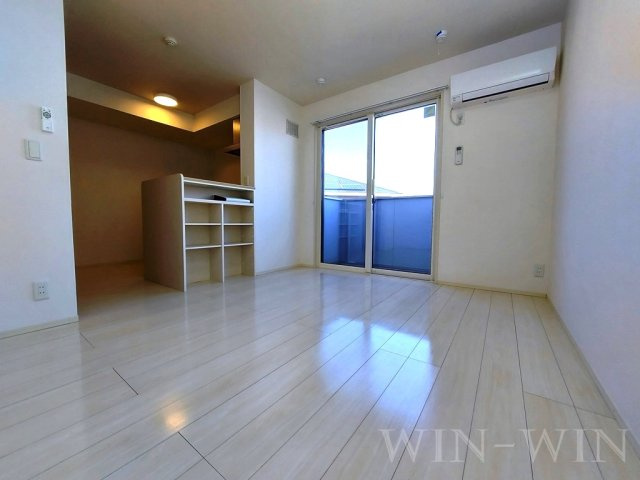 アスター若宮 Bの居間・リビング