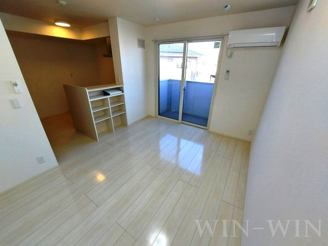 アスター若宮 Bの居間・リビング