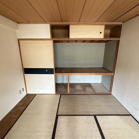 室蘭東町第２住宅の収納