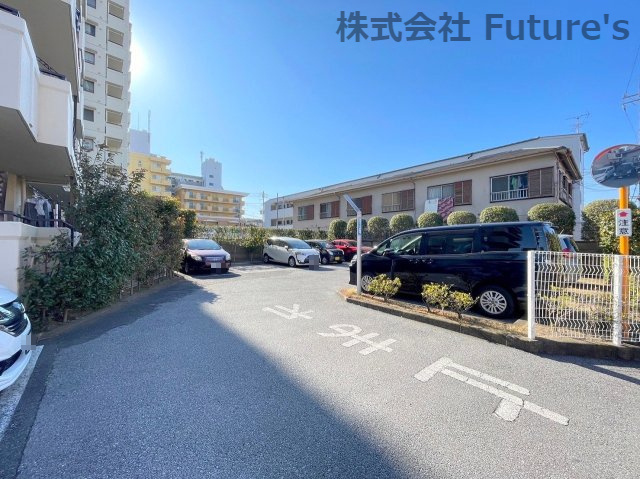 グリーンパーク南流山駅前の駐車場|敷地内平面駐車場あり（要空き・料金確認）