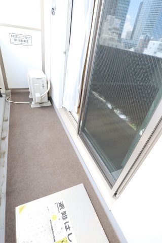 大阪市都島区東野田町１丁目の賃貸マンションのバルコニー