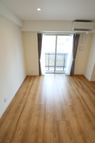 大阪市都島区東野田町１丁目の賃貸マンションの居間・リビング