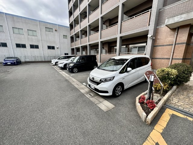 【駐車場】 | KIフードアルティフフェスビュー