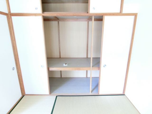 オースター6番館の収納|同マンションイメージ写真