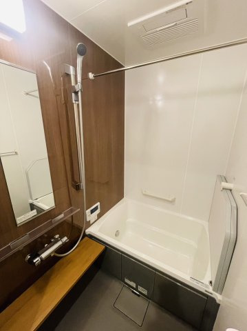 梅津北浦町の浴室