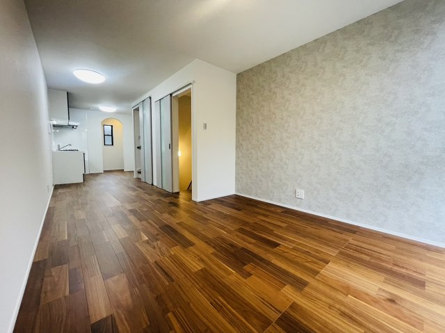 梅津北浦町の居間・リビング