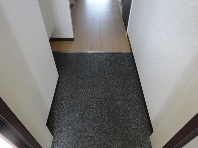 インタービレッジ船丘の玄関
