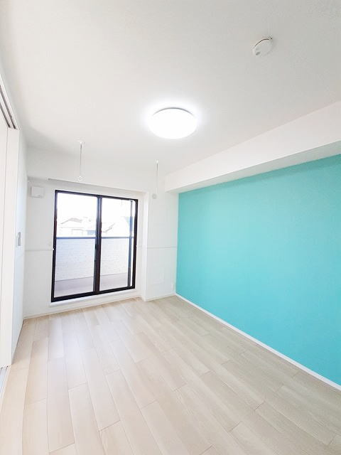 ポミエグランの寝室