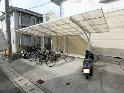 【駐車場】 | エステートピアⅠ | 駐輪場