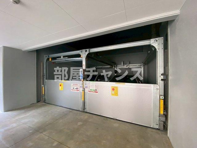 エスリードレジデンス東別院マークスの駐車場