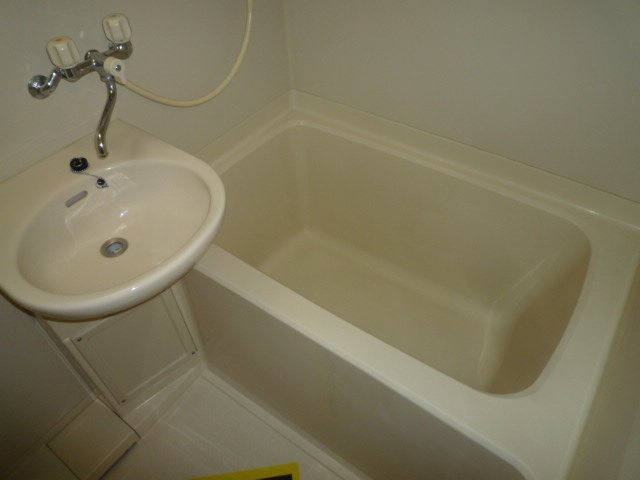 コーポルミナスＢの浴室|バス