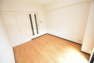 【寝室】 | Rising Sun