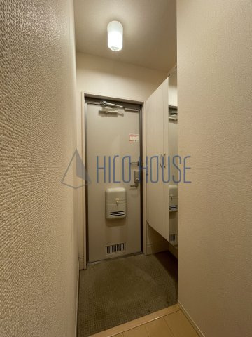 バレーヌBの玄関
