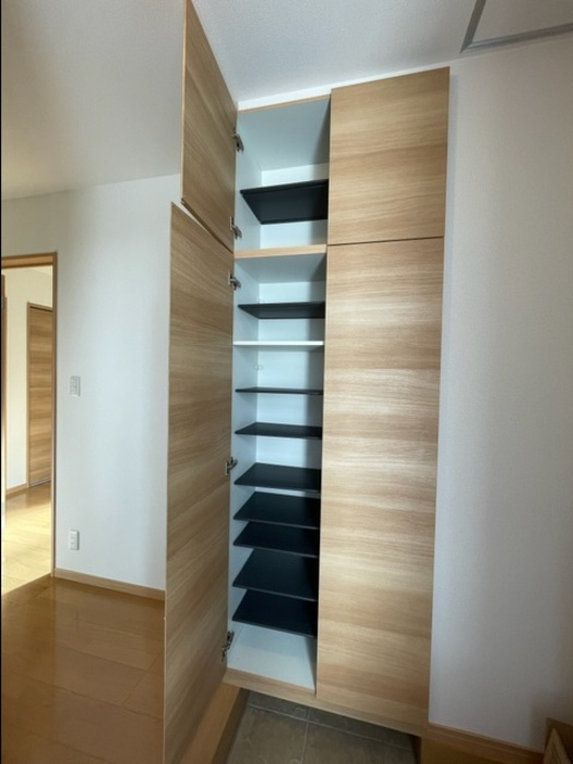 ラフィーネ(東みずほ台)Cの玄関