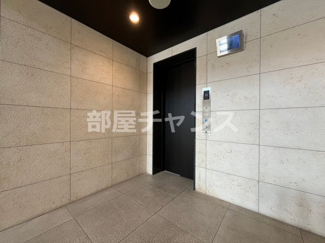 エスリード栄イーストスクエアのロビー