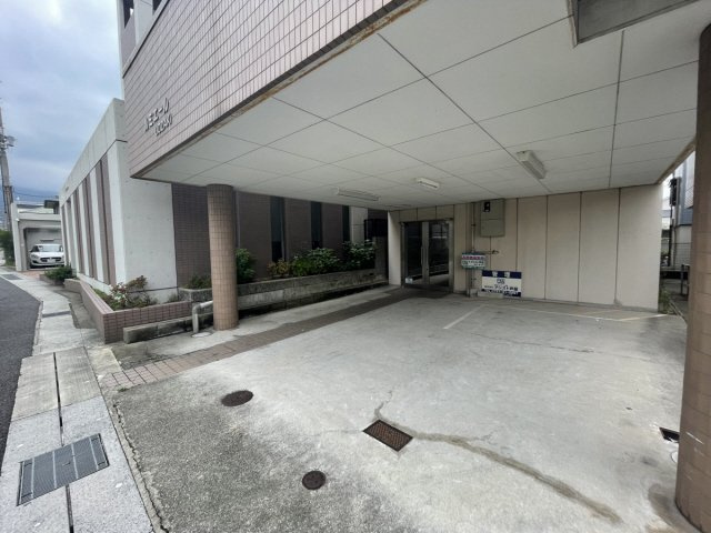 ルミエールUOZAKIのエントランス