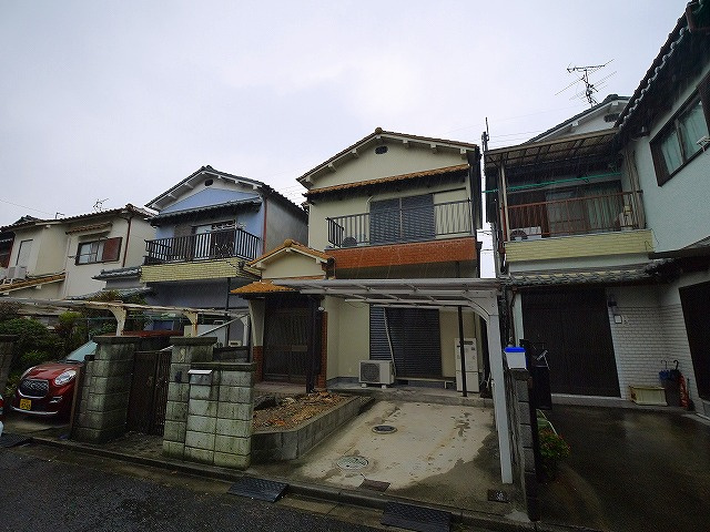 今国府町住宅の外観