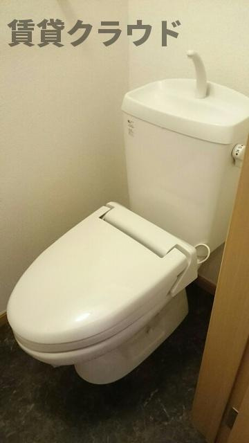 ベルウッドＡのトイレ|落ち着いた色調のトイレです