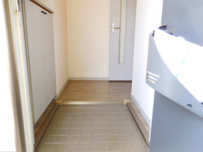 【玄関】 | サンライフ川添