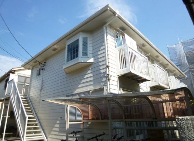 メゾン三軒茶屋の外観