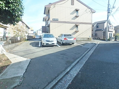 敷地内駐車場（要空確認）