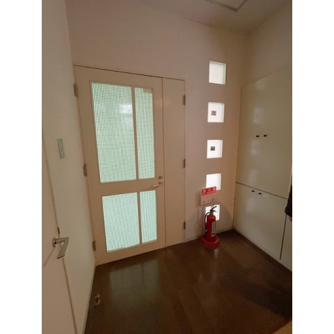 Kビルの内装
