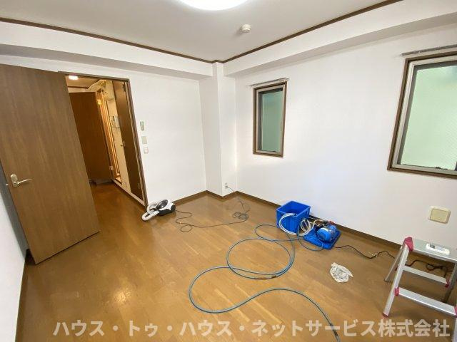 アンプルールフェールスリーズの洋室