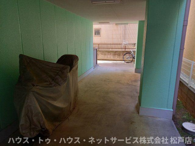 アンプルールフェールスリーズのロビー