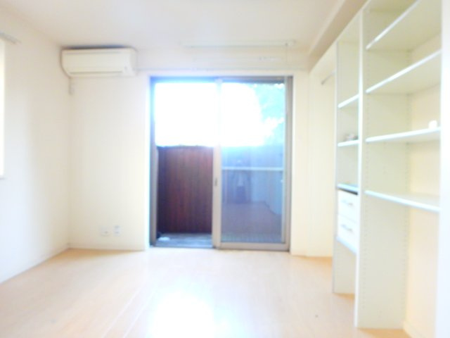ダイユー１２番館の居間・リビング|他のお部屋の参考写真となります。