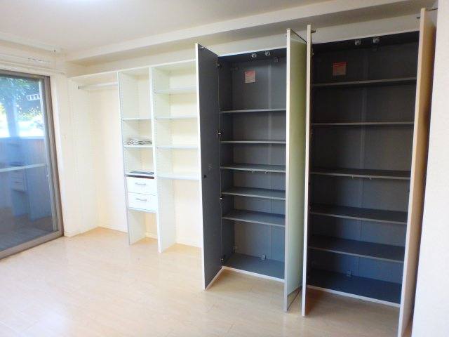ダイユー１２番館の収納|他のお部屋の参考写真となります。