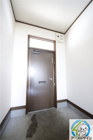 フラット松江の玄関