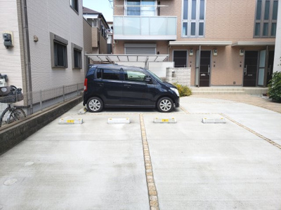 【駐車場】 | シャーメゾン坂上 | ☆神戸市垂水区　シャーメゾン坂上☆