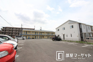 【駐車場】