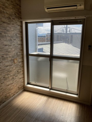 【バルコニー】 | ピュア別府南七番館 | 別号室の写真になります。現況優先。
