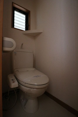 【トイレ】 | インディペンデンス六本松 | 別号室の写真になります。現況優先。