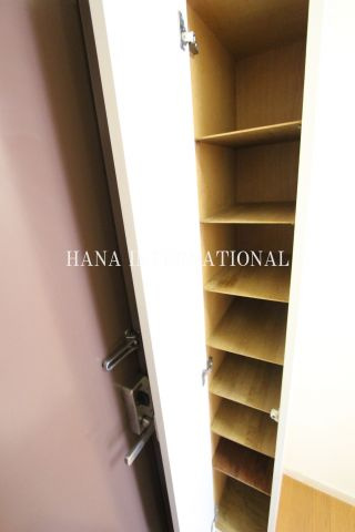 レオパレスリバーサイド染地の収納|※参考画像の為、現況を優先致します。