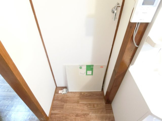 福田IKKENYAの内装