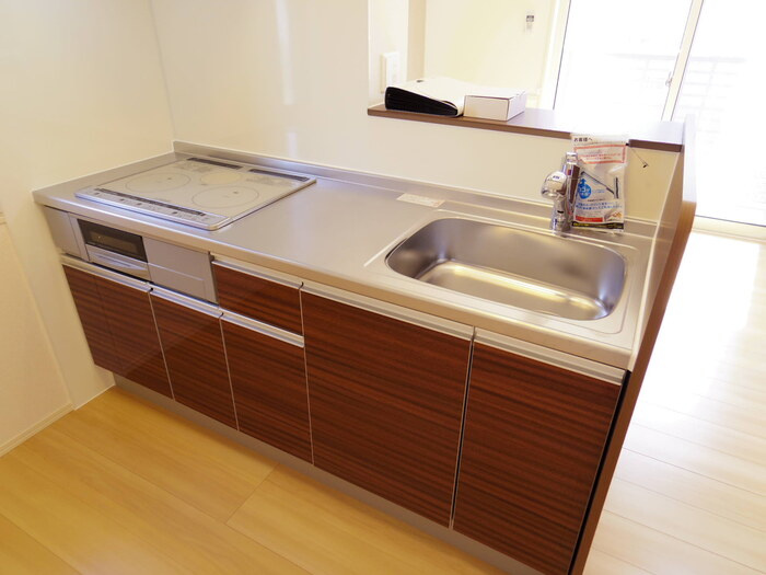 PalⅡのキッチン|カウンターキッチン(IHｸｯｷﾝｸﾞﾋｰﾀｰ付き)