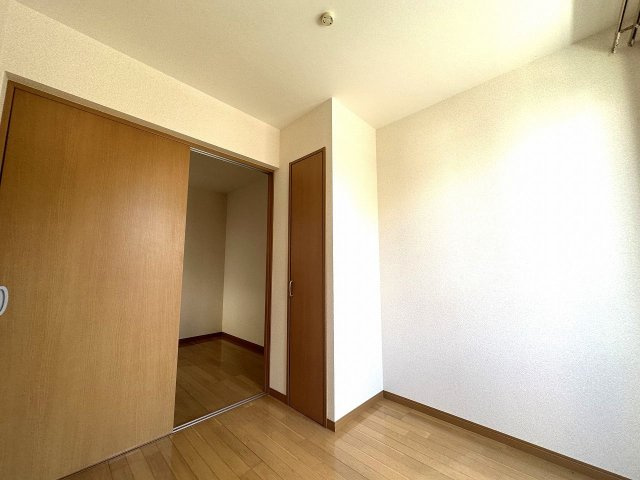 【収納】 | アフロディーテ別府 | 別号室の写真になります。現況優先。