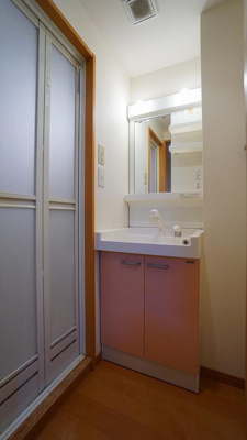 【独立洗面台】 | グレースパーク | 別号室の写真になります。現況優先。