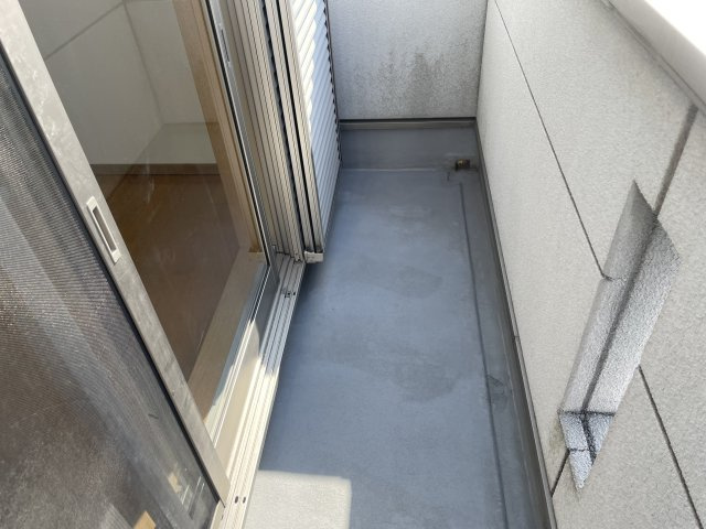 【バルコニー】