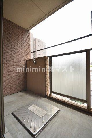 ロイヤルヒルⅢのバルコニー