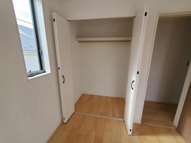 【収納】 | 高井戸西2丁目　新築戸建　B号棟 | 駅徒歩６分の制震ダンパー搭載住宅♪♪道路を挟んで向かい側には生産緑地が広がり、解放感に恵まれた立地環境！一階リビング、水廻りワンフロア集約設計の新築戸建、完成済です♪